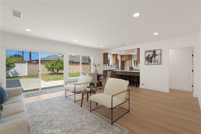 3683 San Anseline, Long Beach, CA 90808
