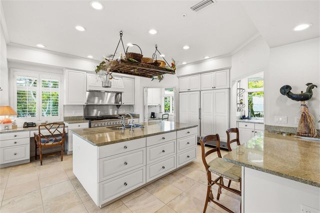 16 GROUPER HOLE DRIVE, Boca Grande, FL 33921