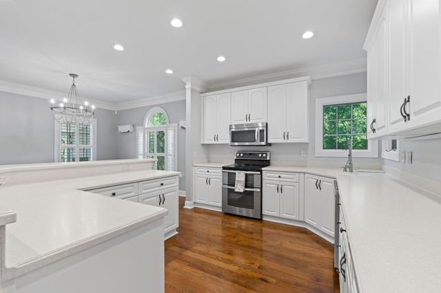 1322 Hidden Harbor Rd., Myrtle Beach, SC 29577
