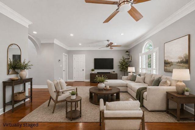 1322 Hidden Harbor Rd., Myrtle Beach, SC 29577