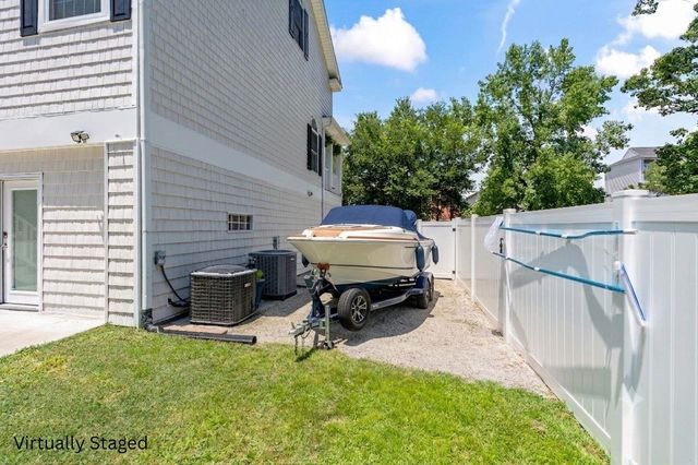 1322 Hidden Harbor Rd., Myrtle Beach, SC 29577
