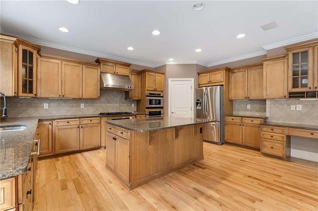 4910 Collins Lake Drive, Mableton, GA 30126