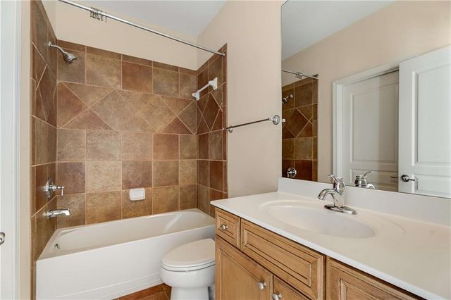 4910 Collins Lake Drive, Mableton, GA 30126