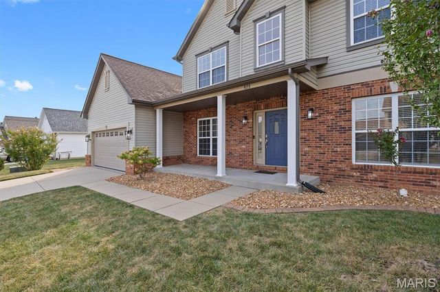 923 Saint Nicholas Drive, O'fallon, IL 62269