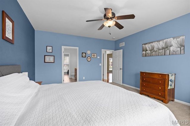 923 Saint Nicholas Drive, O'fallon, IL 62269