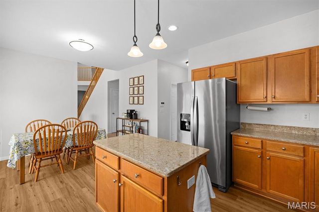 923 Saint Nicholas Drive, O'fallon, IL 62269