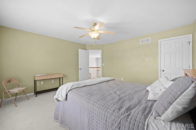 923 Saint Nicholas Drive, O'fallon, IL 62269