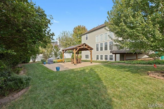 923 Saint Nicholas Drive, O'fallon, IL 62269