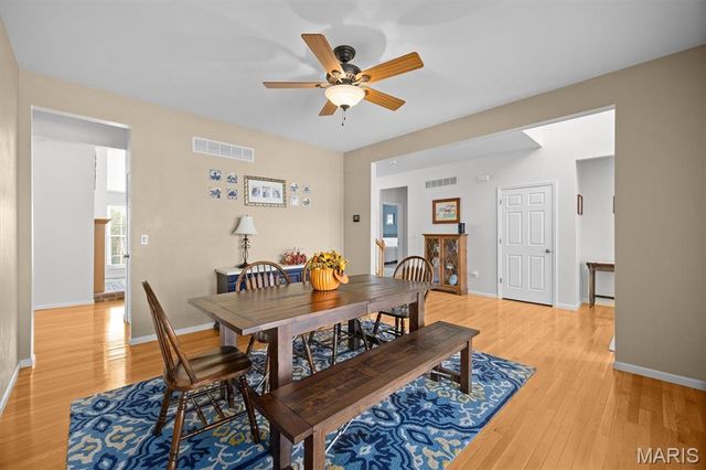 923 Saint Nicholas Drive, O'fallon, IL 62269