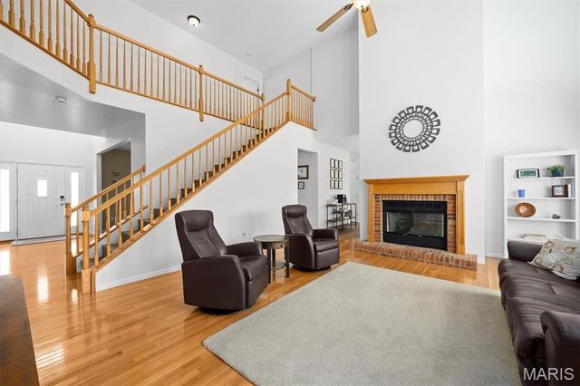 923 Saint Nicholas Drive, O'fallon, IL 62269