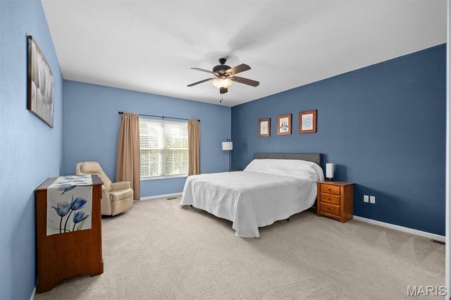 923 Saint Nicholas Drive, O'fallon, IL 62269