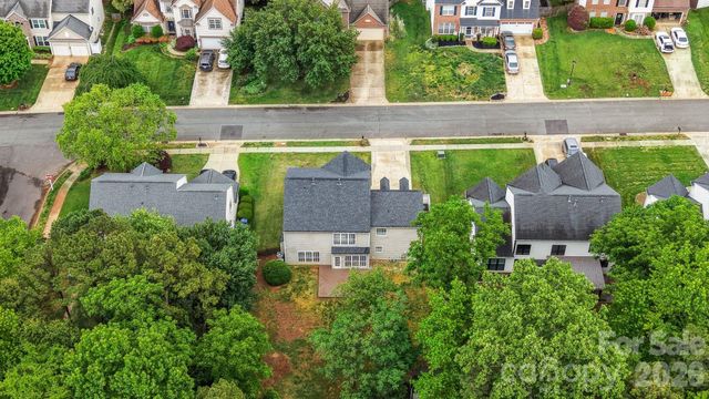 15816 Gathering Oaks Drive, Huntersville, NC 28078