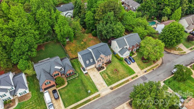 15816 Gathering Oaks Drive, Huntersville, NC 28078