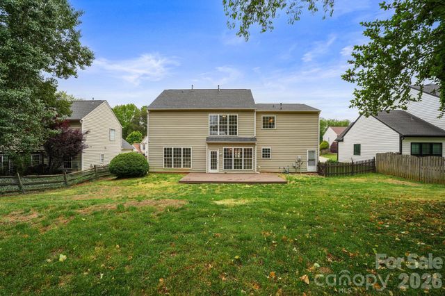 15816 Gathering Oaks Drive, Huntersville, NC 28078