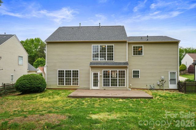 15816 Gathering Oaks Drive, Huntersville, NC 28078
