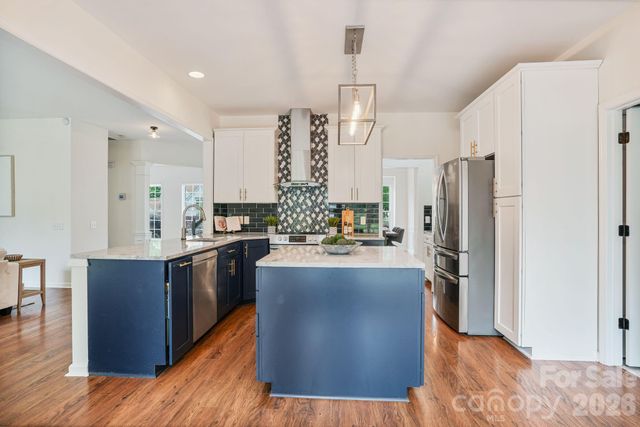 15816 Gathering Oaks Drive, Huntersville, NC 28078