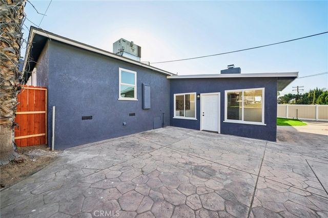 3720 La Hacienda, San Bernardino, CA 92404