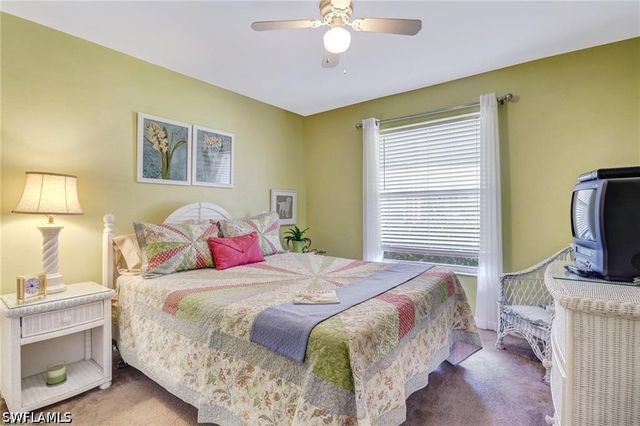 1330 Derbyshire CT E103, Naples, FL 34116