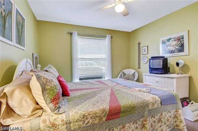 1330 Derbyshire CT E103, Naples, FL 34116