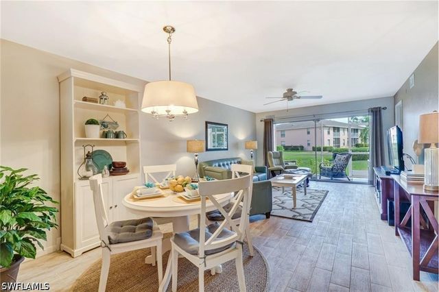 1330 Derbyshire CT E103, Naples, FL 34116