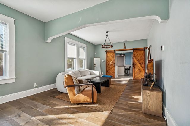 1512 26TH AVENUE E, Tampa, FL 33605