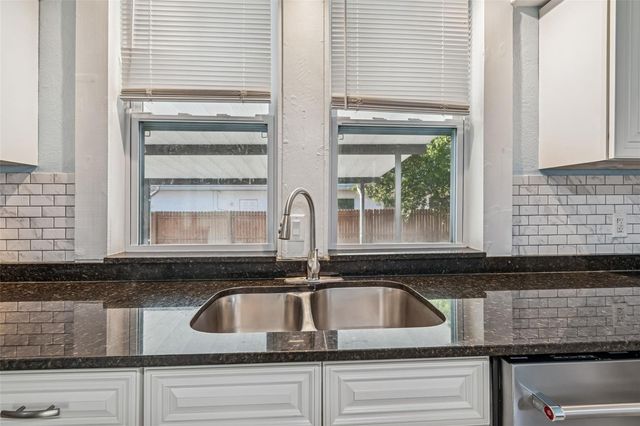 1512 26TH AVENUE E, Tampa, FL 33605