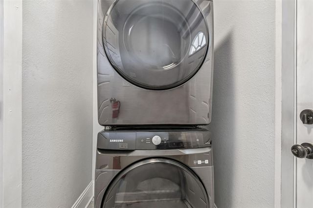 1512 26TH AVENUE E, Tampa, FL 33605