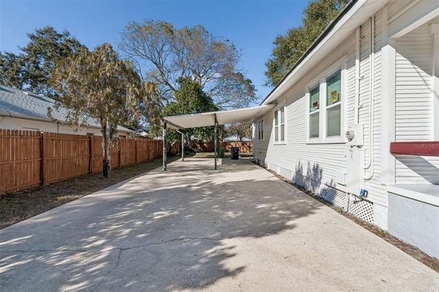 1512 26TH AVENUE E, Tampa, FL 33605