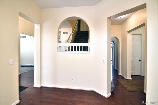 2344 Willow Lane, Grand Blanc, MI 48439