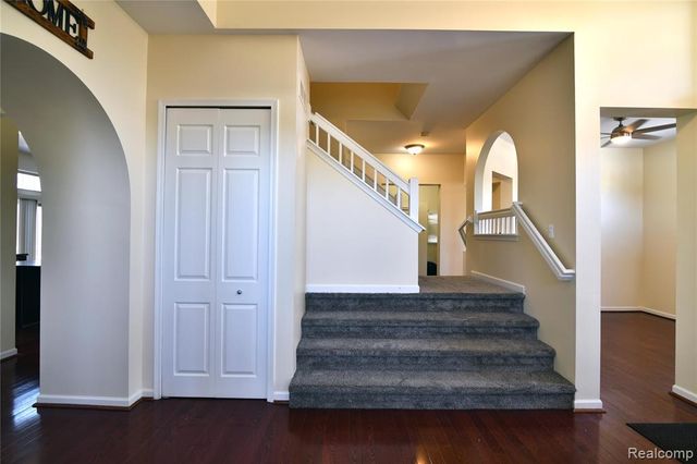 2344 Willow Lane, Grand Blanc, MI 48439