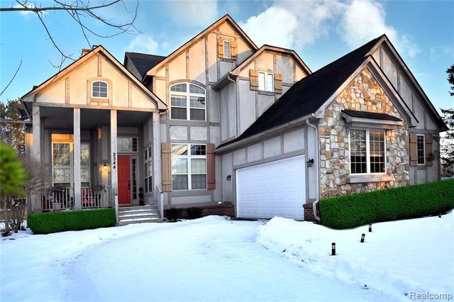 2344 Willow Lane, Grand Blanc, MI 48439