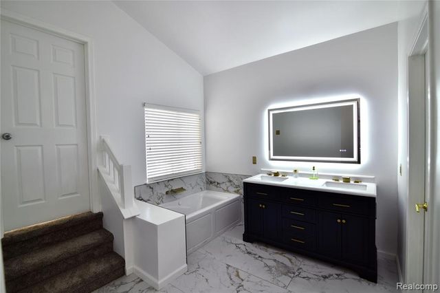 2344 Willow Lane, Grand Blanc, MI 48439