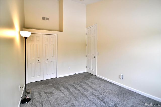 2344 Willow Lane, Grand Blanc, MI 48439