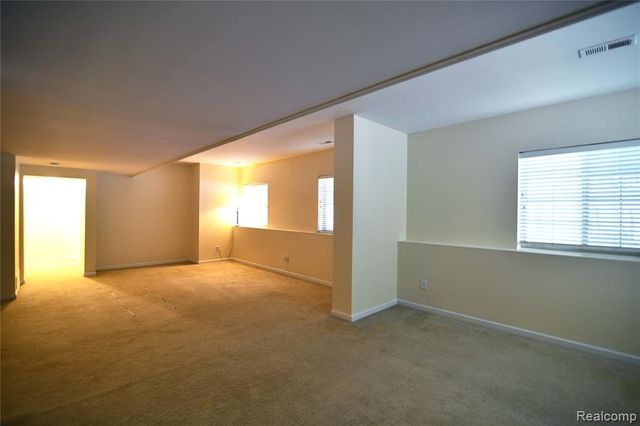 2344 Willow Lane, Grand Blanc, MI 48439