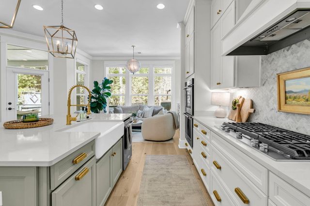 2680 Fountainhead Way, Mount Pleasant, SC 29466