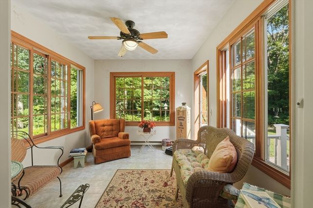 18 Allens Ln, Rehoboth, MA 02769
