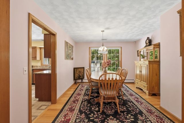 18 Allens Ln, Rehoboth, MA 02769