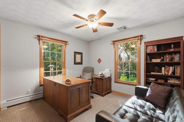 18 Allens Ln, Rehoboth, MA 02769