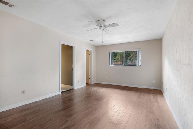 3958 NW 27TH LANE, Gainesville, FL 32606