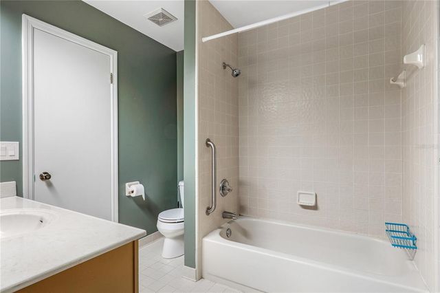 3958 NW 27TH LANE, Gainesville, FL 32606
