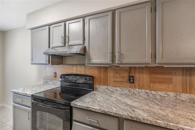 3958 NW 27TH LANE, Gainesville, FL 32606