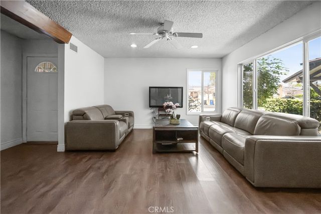 20212 Londelius, Winnetka, CA 91306