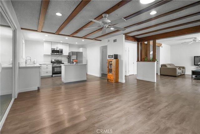 20212 Londelius, Winnetka, CA 91306