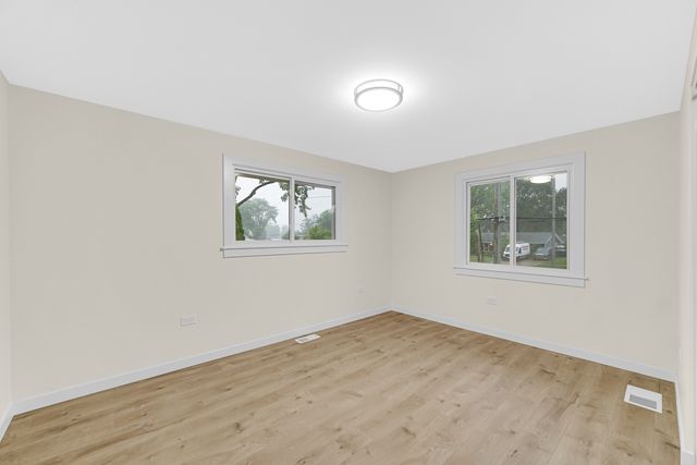 519 S Springinsguth Road, Schaumburg, IL 60193