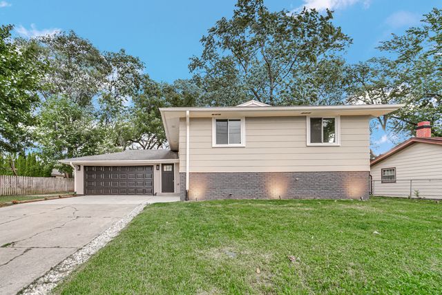 519 S Springinsguth Road, Schaumburg, IL 60193
