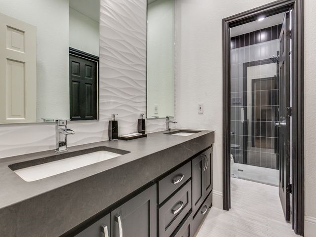 5818 London Lane, Dallas, TX 75252