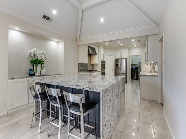 5818 London Lane, Dallas, TX 75252