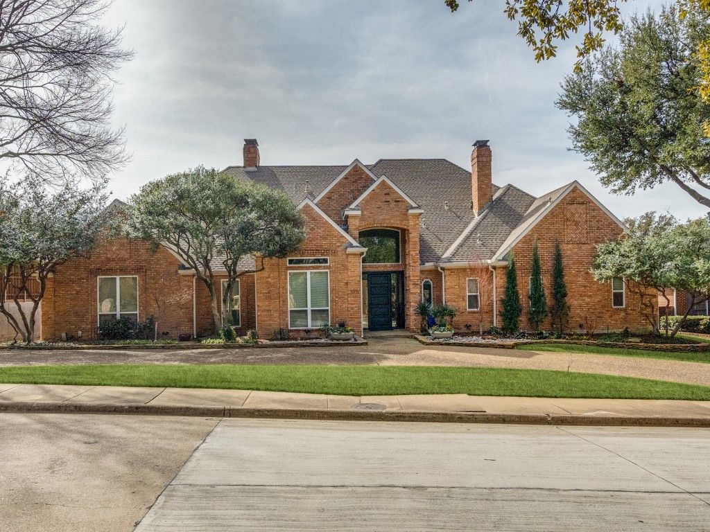 5818 London Lane, Dallas, TX 75252