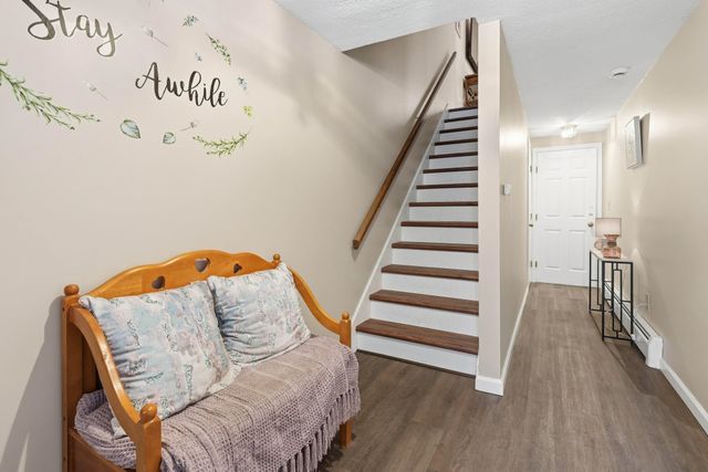 15 Walnut Circle, Merrimack, NH 03054