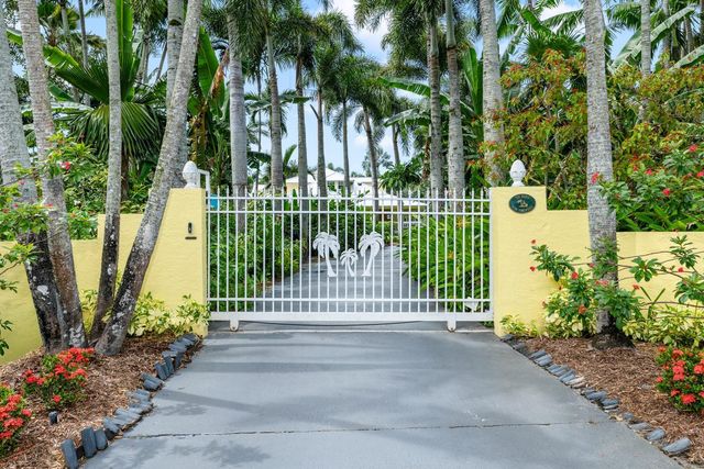 14423 Draft Horse Lane, Wellington, FL 33414